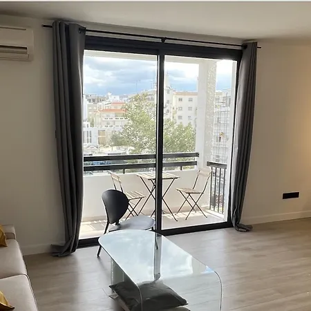 Modern 2bed In The Centre